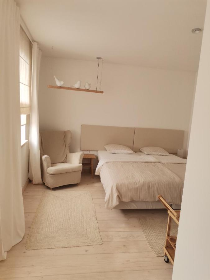 Motyl Apartamenty Studio Lub Pokoj Z Lazienka Bytom Exterior foto